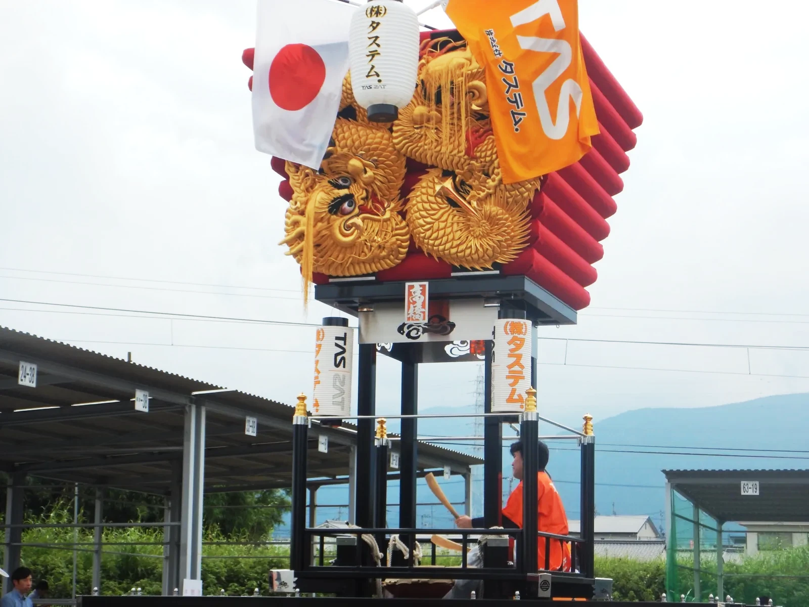 新居浜太鼓祭りのタステムの太鼓台